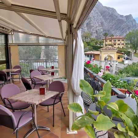 Grazia Hotel 2*